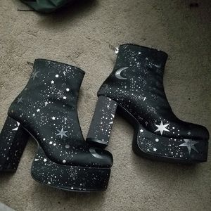 Space star moon platform boot